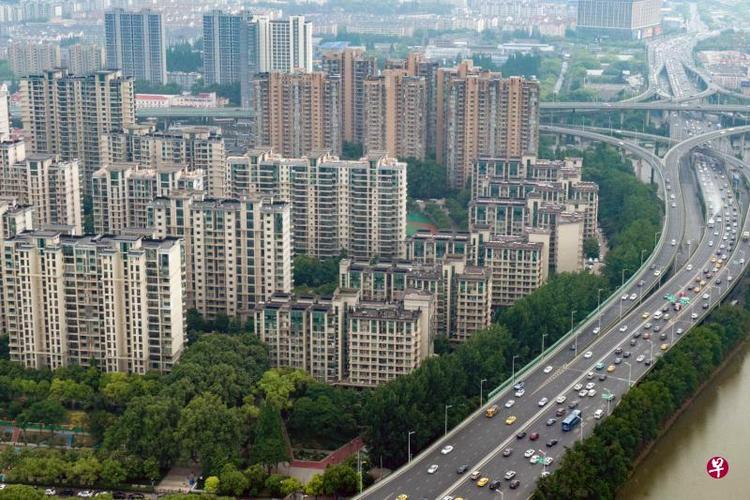 9月与10月是中国房地产市场传统销售旺季,但自2017年楼市调控进一步